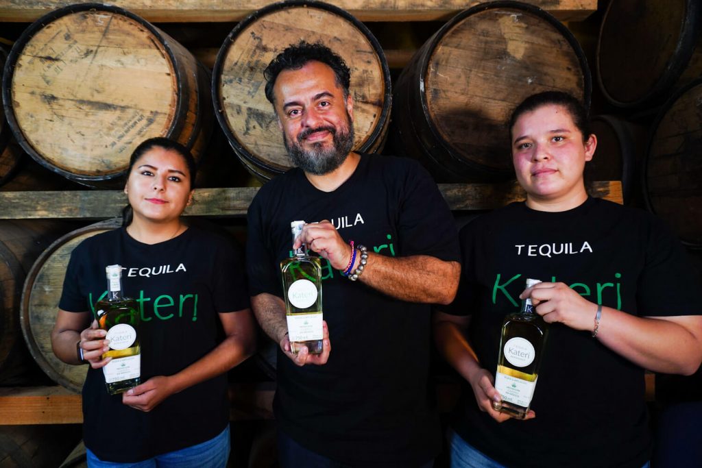 Tequila_Kateri-tequila-tequila_reposado-our_process-made_in_mexico 2